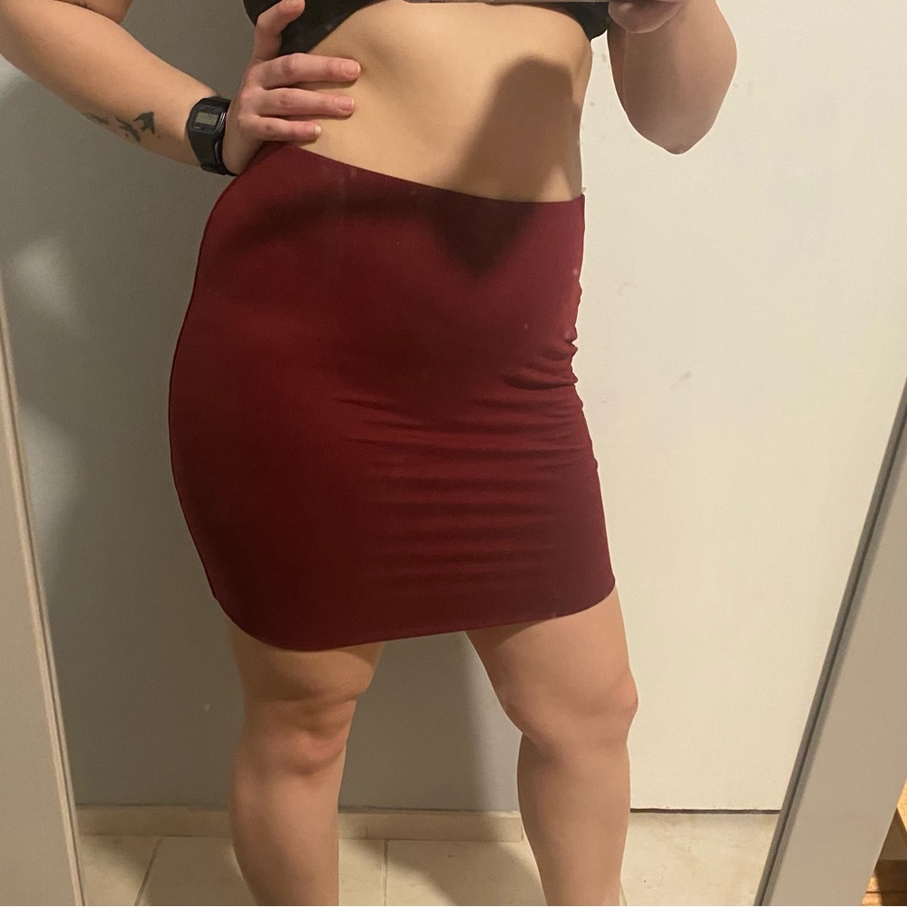 Windsor Burgundy Pencil Skirt
